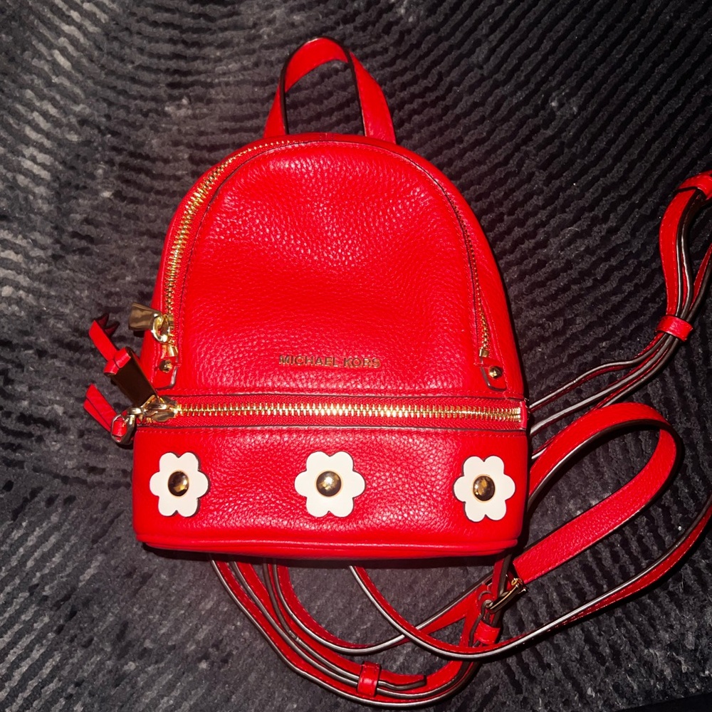 Michael Kors Red Backpack with White Floral mini Rhea - Picture 2 of 3